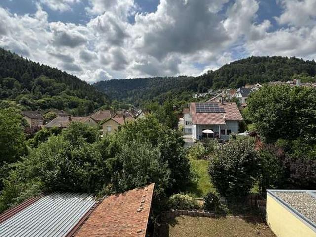 Haus zum Kaufen in Unterreichenbach 399.000,00 EUR 180 m²