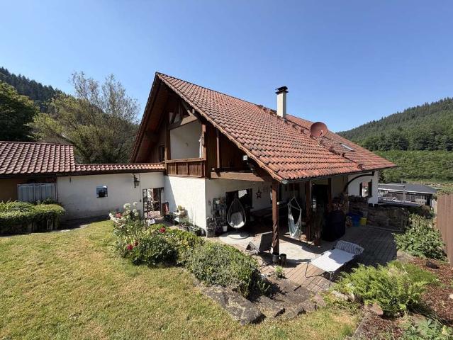 Haus zum Kaufen in Unterreichenbach Dennjächt 595.000,00 EUR 391 m²
