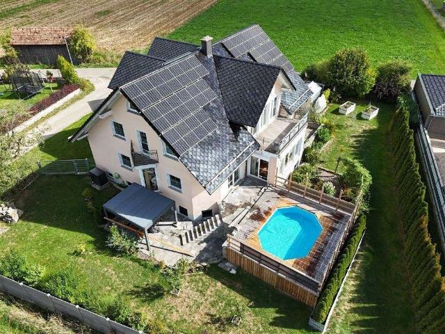 Haus zum Kaufen in Unterroth b Illertissen 977.000,00 EUR 318 m²
