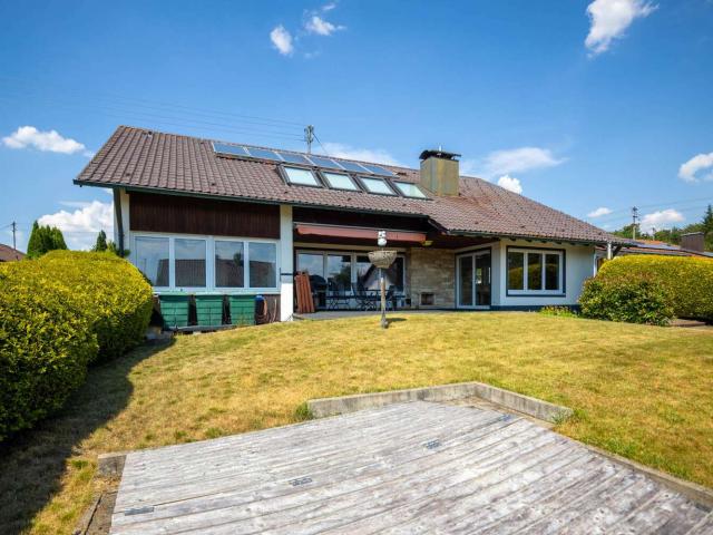 Haus zum Kaufen in Ungerhausen 750.000,00 EUR 280.55 m²