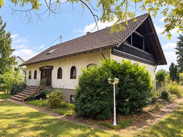 Haus zum Kaufen in Überherrn 595.000,00 EUR 270 m²