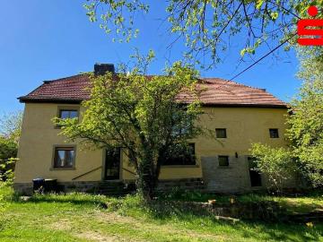 Haus zum Kaufen in Üchtelhausen 299.000,00 EUR 225 m²