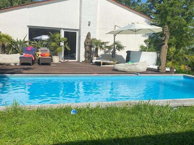 Haus zum Kaufen in Ulm 1.580.000,00 EUR 240.36 m²