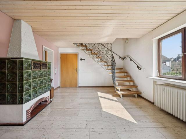 Haus zum Kaufen in Urbach 398.000,00 EUR 310 m²