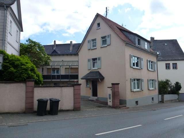 Haus zum Kaufen in Usingen 598.000,00 EUR 301 m²