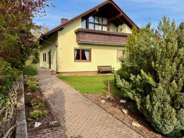 Haus zum Kaufen in Usingen 599.500,00 EUR 145 m²