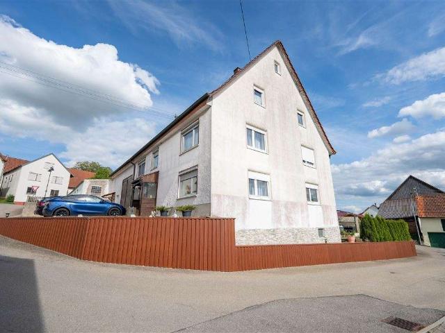 Haus zum Kaufen in Uttenweiler 546.510,00 EUR 248 m²