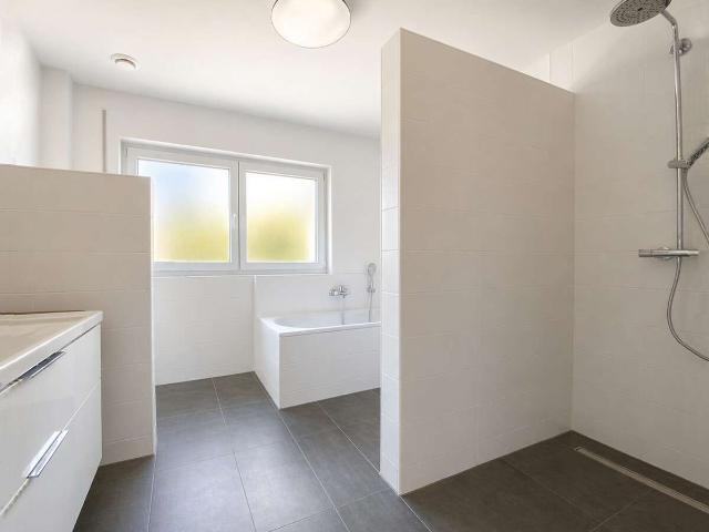 Haus zum Kaufen in Uttenreuth 549.000,00 EUR 122 m²
