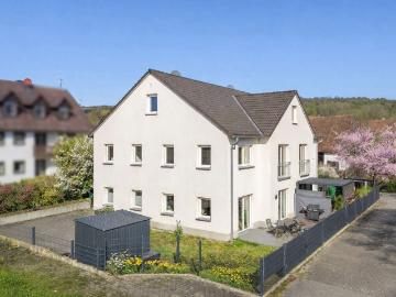 Haus zum Kaufen in Uttenreuth 599.000,00 EUR 122 m²