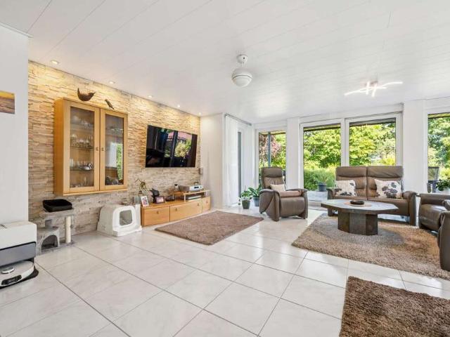 Haus zum Kaufen in Voerde Niederrhein 875.000,00 EUR 237 m²