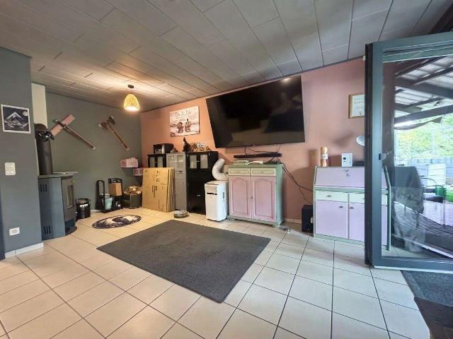 Haus zum Kaufen in Voerde 349.999,00 EUR 101 m²
