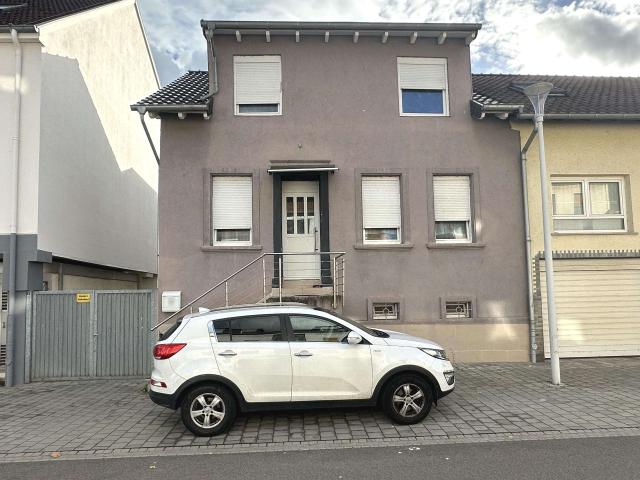 Haus zum Kaufen in Völklingen 258.000,00 EUR 160 m²