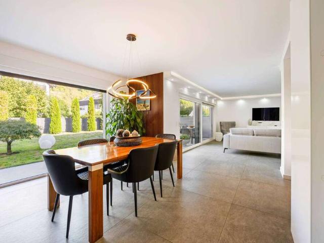 Haus zum Kaufen in Vaihingen an der Enz 849.000,00 EUR 155.87 m²
