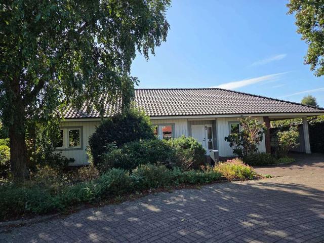 Haus zum Kaufen in Varel 375.000,00 EUR 161 m²