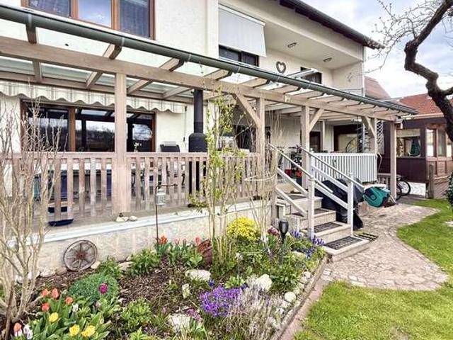 Haus zum Kaufen in Veitsbronn 695.000,00 EUR 239 m²