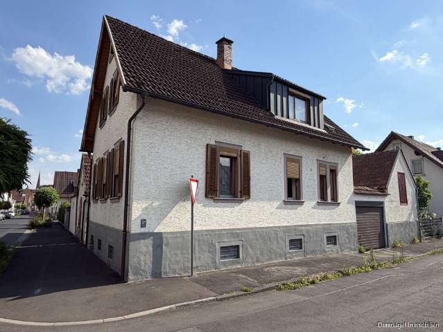 Haus zum Kaufen in Veitshöchheim 379.000,00 EUR 135 m²
