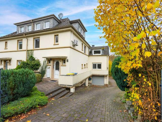 Haus zum Kaufen in Velbert 490.000,00 EUR 212.25 m²