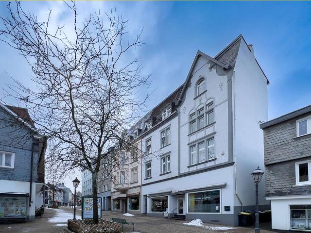 Haus zum Kaufen in Velbert 339.999,00 EUR 258 m²