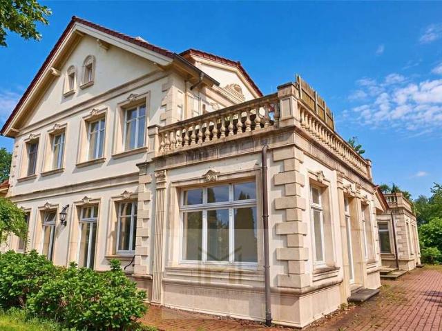 Haus zum Kaufen in Versmold 1.999.000,00 EUR 498 m²