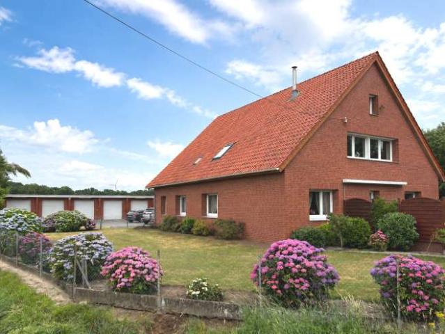 Haus zum Kaufen in Versmold 485.000,00 EUR 275 m²