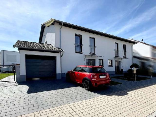 Haus zum Kaufen in Villingen Schwenningen 680.000,00 EUR 120.42 m²