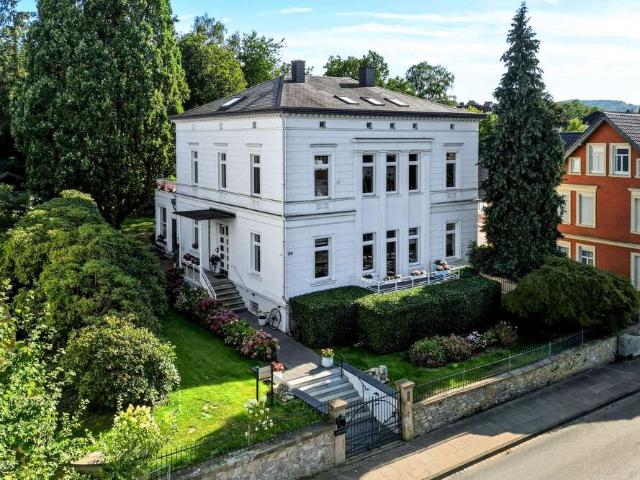 Haus zum Kaufen in Vlotho 649.000,00 EUR 340 m²