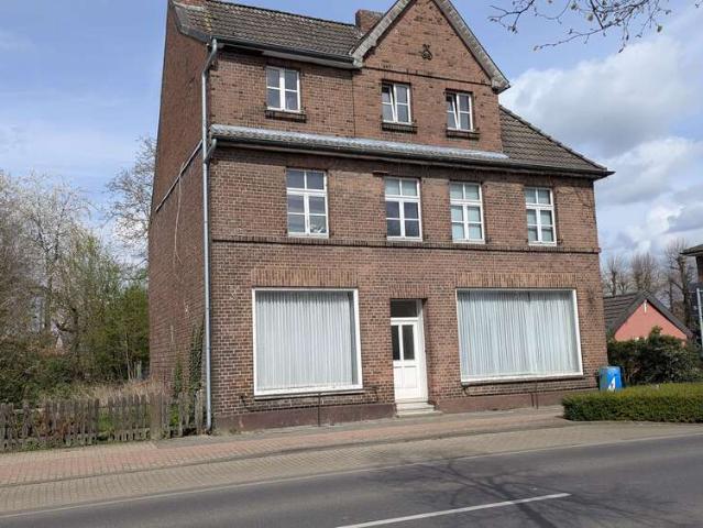 Haus zum Kaufen in Xanten 289.000,00 EUR 200 m²