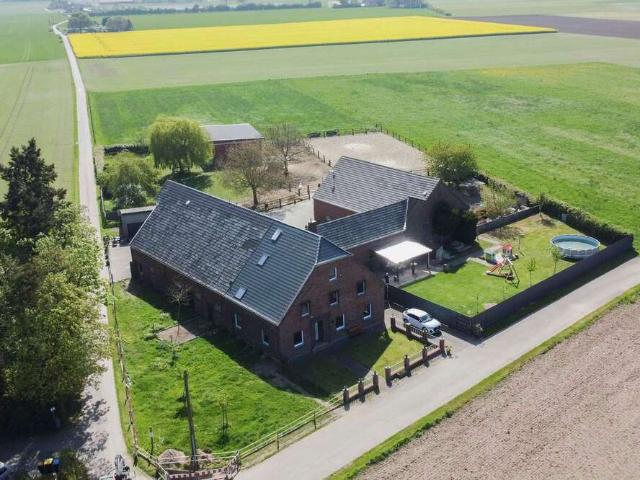 Haus zum Kaufen in Xanten 749.000,00 EUR 272.07 m²