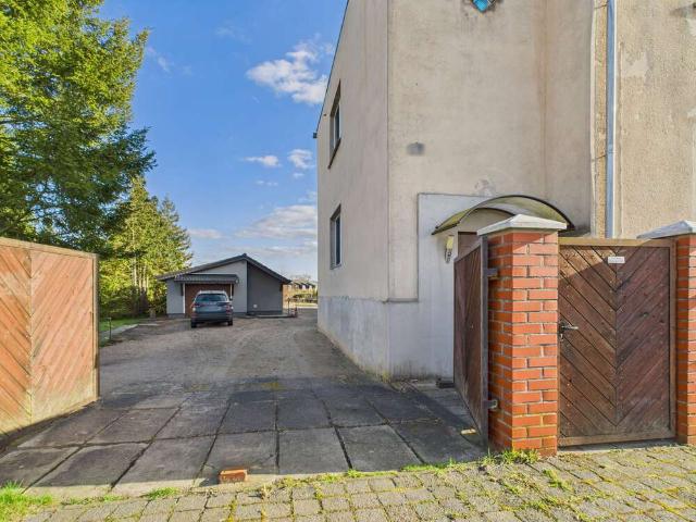 Haus zum Kaufen in Zossen 490.000,00 EUR 263 m²