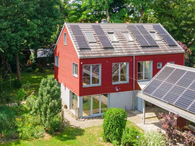 Haus zum Kaufen in Zeuthen 949.000,00 EUR 172.09 m²