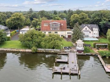 Haus zum Kaufen in Zeuthen 2.900.000,00 EUR 587 m²