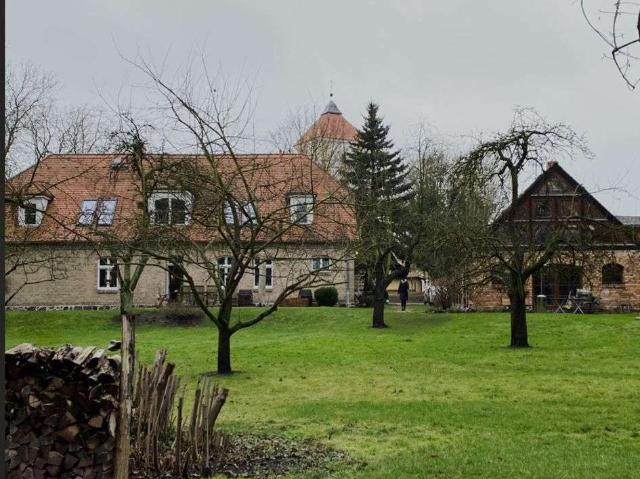 Haus zum Kaufen in Zehdenick 1.999.999,00 EUR 700 m²