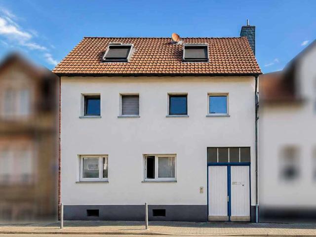 Haus zum Kaufen in Zeilsheim 799.000,00 EUR 224 m²