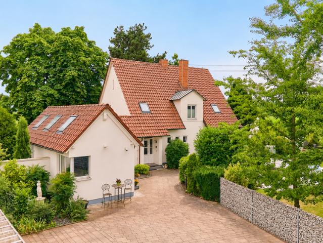 Haus zum Kaufen in Zeiskam 1.430.000,00 EUR 285 m²