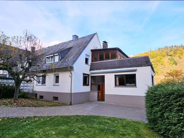 Haus zum Kaufen in Zell Mosel 265.000,00 EUR 135.31 m²
