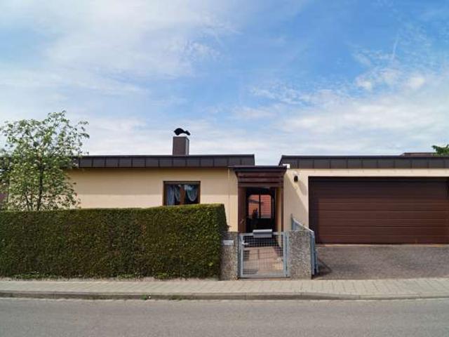 Haus zum Kaufen in Zirndorf 399.900,00 EUR 140 m²