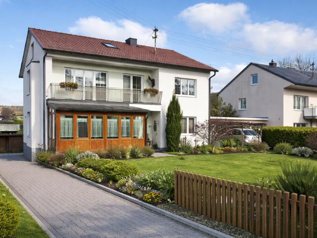 Haus zum Kaufen in Zusmarshausen 598.000,00 EUR 192 m²