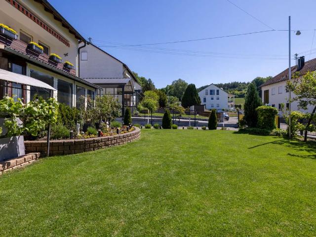 Haus zum Kaufen in Zusmarshausen 650.000,00 EUR 187 m²