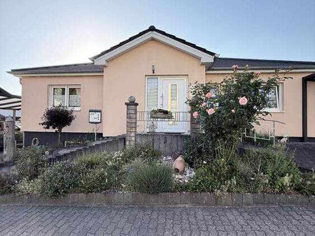Haus zum Kaufen in Zweibrücken 669.000,00 EUR 275 m²