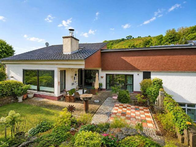 Haus zum Kaufen in Zwingenberg 975.000,00 EUR 215 m²