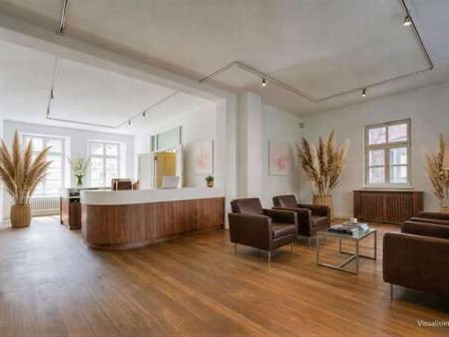Haus zum Mieten in Düsseldorf 10.521,00 € 501 m²