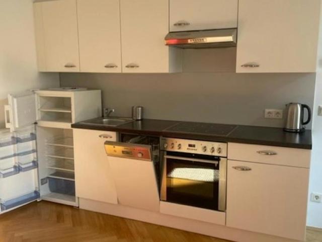 Haus 1 Schlafzimmer Zu Vermieten Vienna Vienna 1050 ES103800646