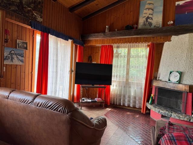 Haus /4.5 Zimmer /Komplett renovierungsbedürftig / Mollens /EXKLUSIVITÄT