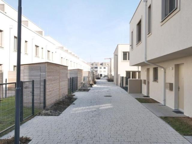 Haus 4 Schlafzimmer Zu Verkaufen Wien Wien 627900 ES105011650