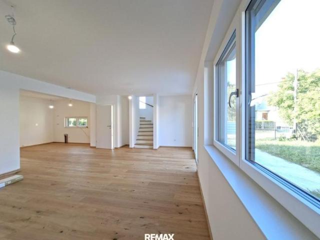 Haus 4 Schlafzimmer Zu Verkaufen Wien Wien 861900 ES105335215