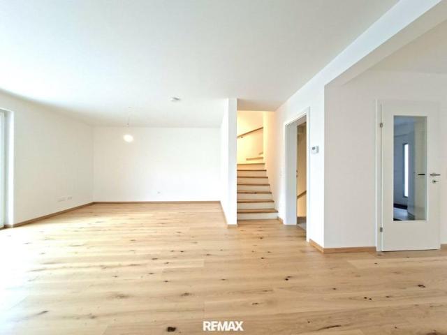 Haus 4 Schlafzimmer Zu Verkaufen Wien Wien 891900 ES106151358