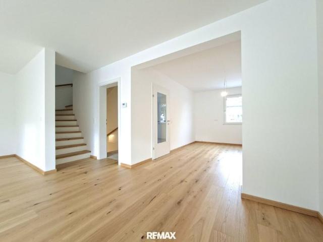 Haus 4 Schlafzimmer Zu Verkaufen Wien Wien 901900 ES106182606