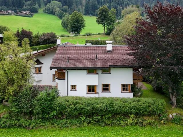 Haus 4 Schlafzimmer Zu Verkaufen Kitzbühel Kitzbühel 1675000 ES105086710