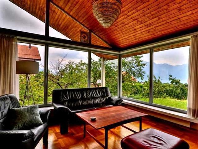 HAUS 51/2 ZIMMER IN CHAILLY MONTREUX VD, MÖBLIERT
