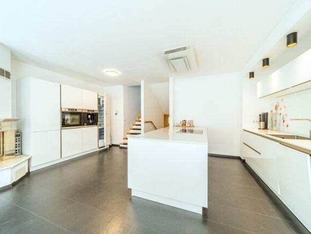 Haus 5 Schlafzimmer Zu Verkaufen Kierling AUT 649000 ES105760982